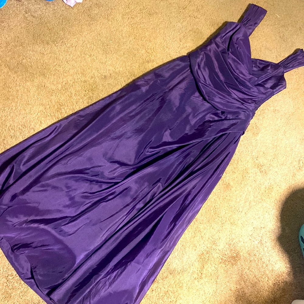 WToo womens Sz 12 gown PROM DRESS Sz 12 purple satin lined